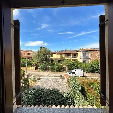 Sea View - Cozy With Parking Space * San Teodoro (Sardinia)