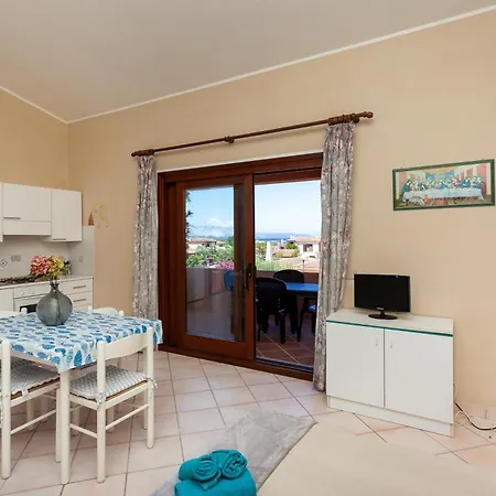 Apartment Sea View - Cozy With Parking Space *